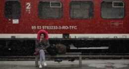 cfr-sa:-trenul-re-13211-pitesti-bucuresti-nord-a-ajuns-vineri-la-destinatie-cu-o-intarziere-de-310-minute