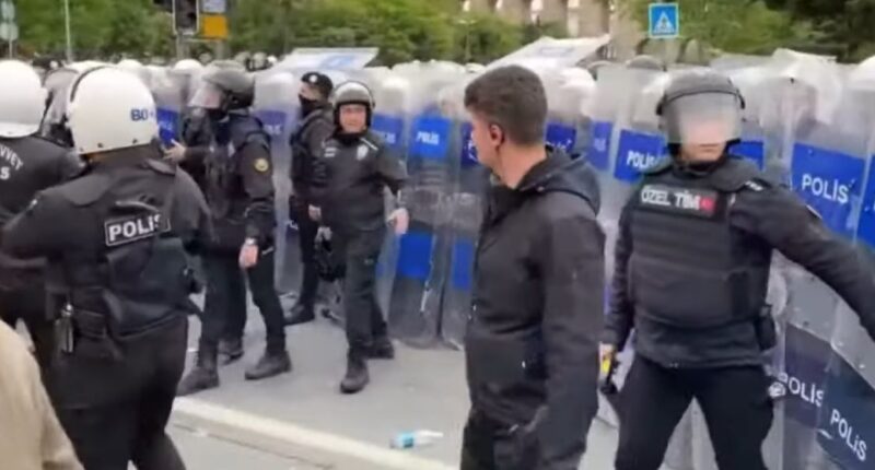 demonstratii-de-1-mai:-la-istanbul,-210-protestatari-au-fost-retinuti-pentru-ca-au-incercat-sa-intre-in-piata-taksim.-demonstratiile-sunt-interzise-aici-inca-din-2013