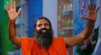 un-fals-guru-indian,-acuzat-ca-ar-fi-inselat-mii-de-oameni-cu-„leacuri”-capabile-sa-vindece-cancerul-si-covid