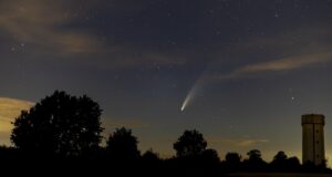 un-fragment-de-cometa-a-luminat-cerul-in-spania-si-portugalia.-„a-fost-ca-in-filme”-(video)